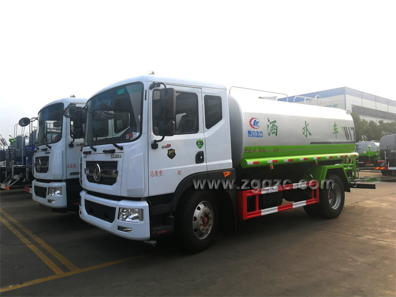 程力集團(tuán)東風(fēng)D9國六灑水車