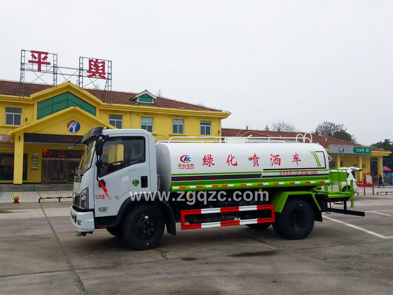 上圖為程力專汽制造綠化噴灑車 上圖為程力專汽制造綠化噴灑車