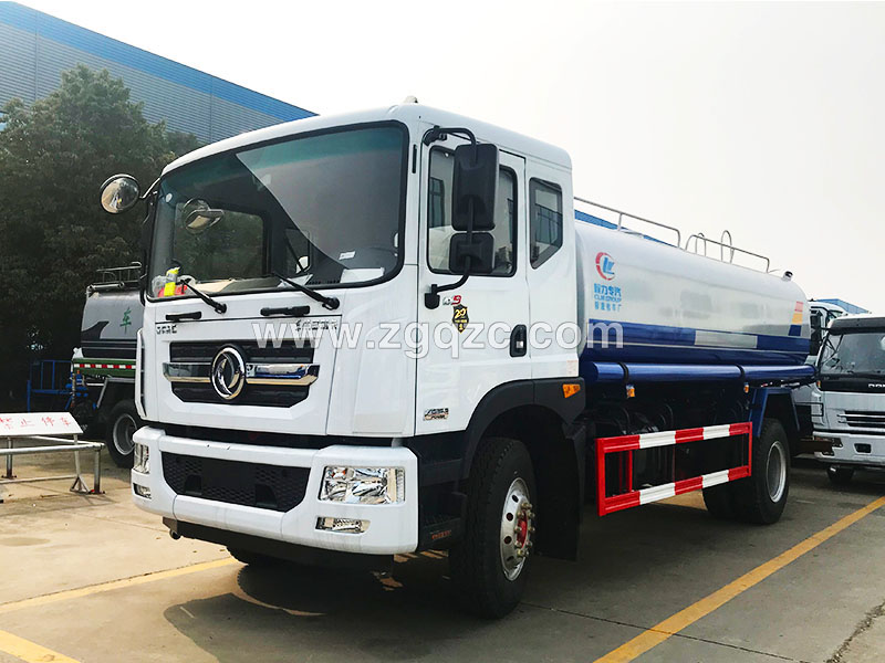 上圖為程力專用汽車股份有限公司 上圖為程力專用汽車股份有限公司