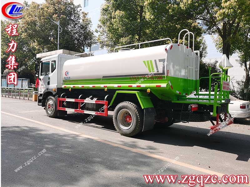 湖北程力集團(tuán)